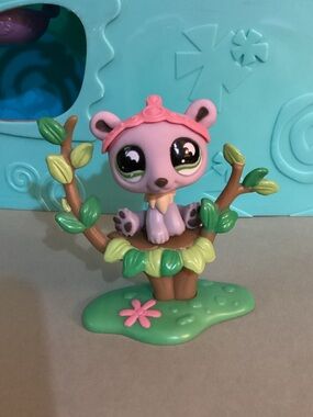 Littlest Pet Shop Polar Bear with Tree #833